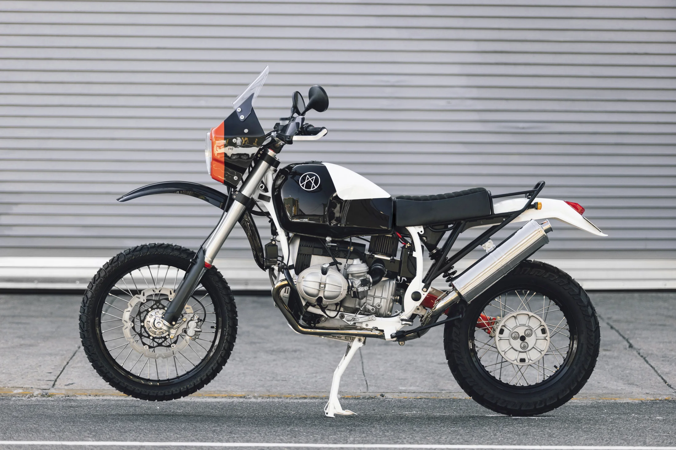 MYTH 002 — custom motorcycle, photograph 16