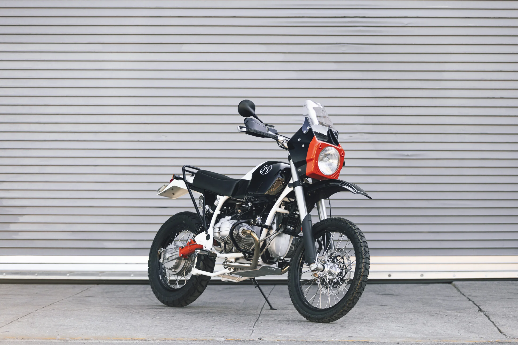 MYTH 002 — custom motorcycle, photograph 4