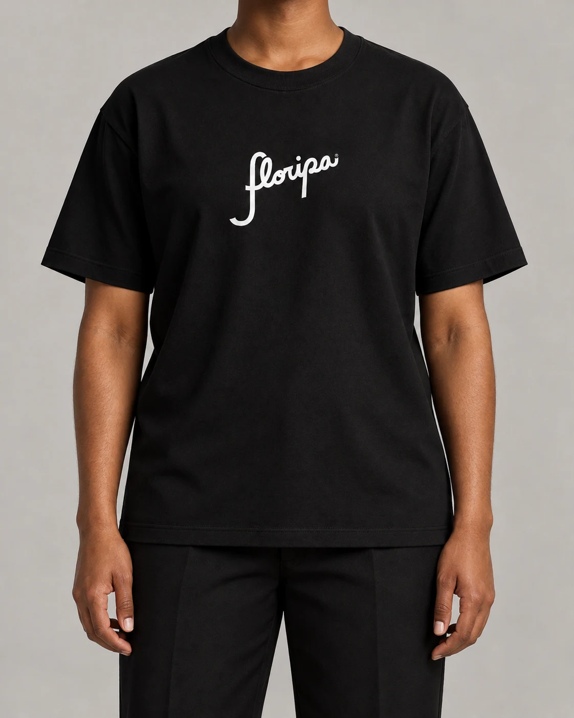 floripa black tee woman